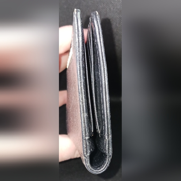 Kate Spade sparkle finish wallet - Picture 4 of 6